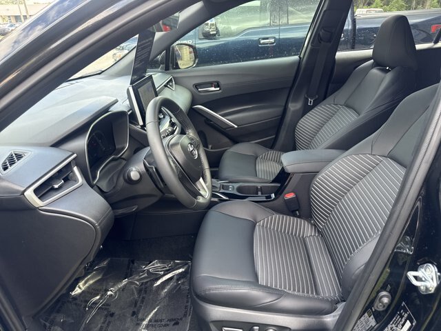 Used 2025 Toyota Corolla Cross AWD Hybrid w/ Convenience Package image 13