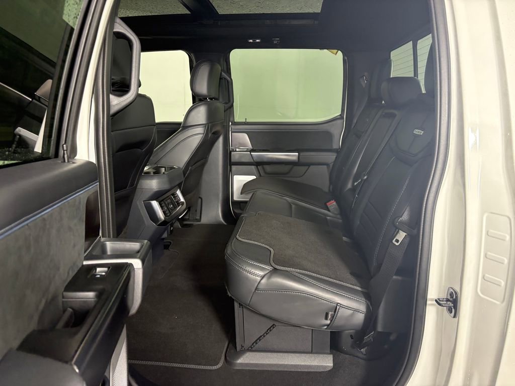 Certified 2026 Ford F450 Platinum w/ FX4 Off-Road Package AWD/4WD image 30