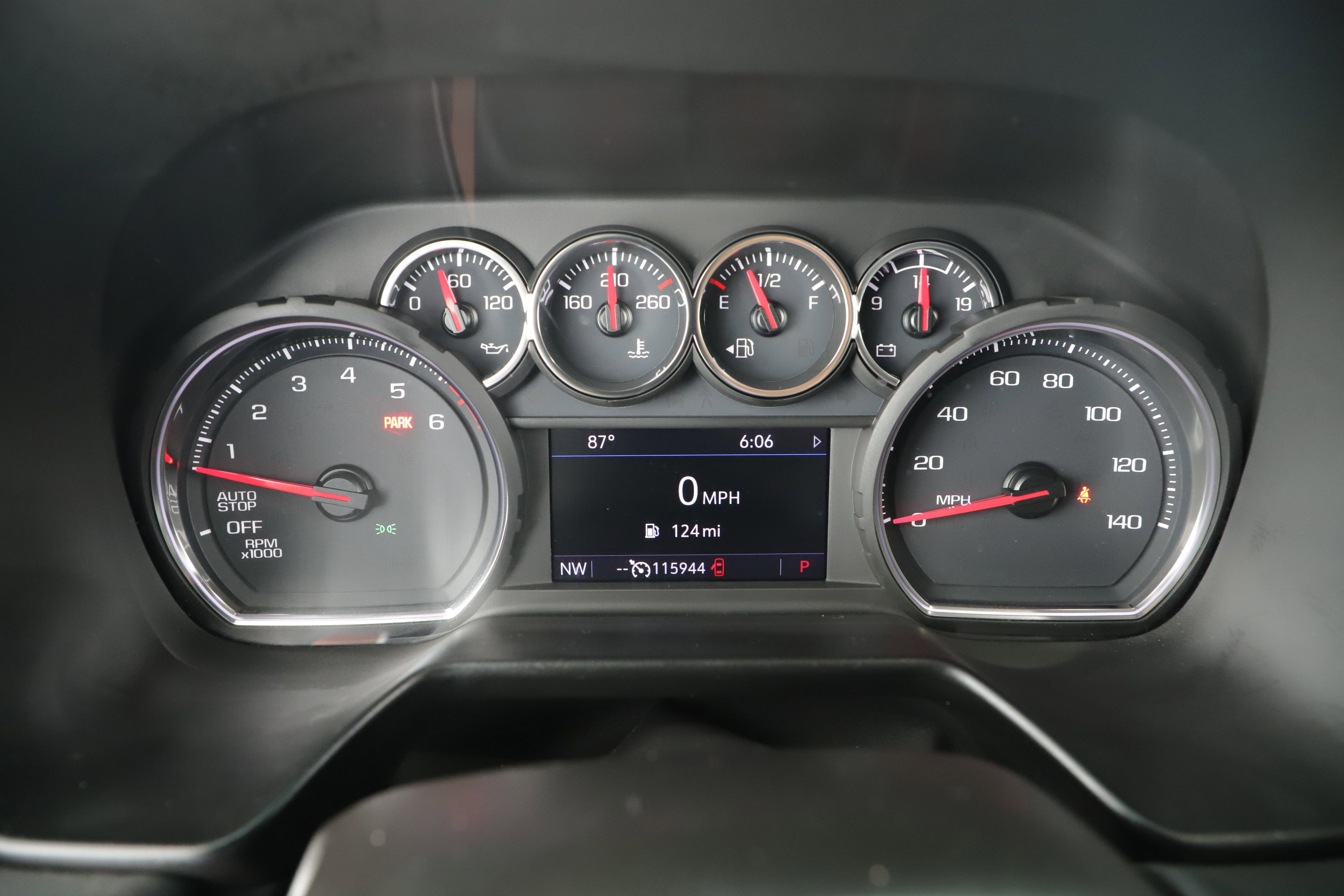 Used 2021 Chevrolet Suburban LT image 18