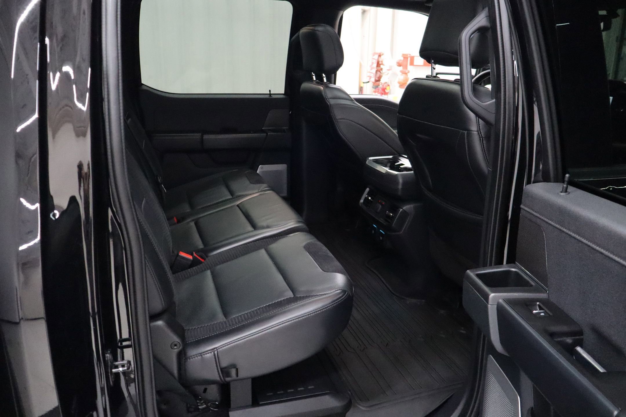 Certified 2021 Ford F150 Raptor w/ Equipment Group 801A High image 34