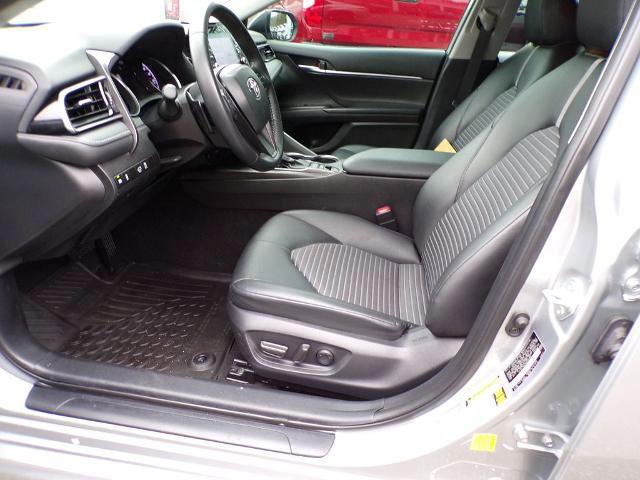 Used 2022 Toyota Camry SE image 14