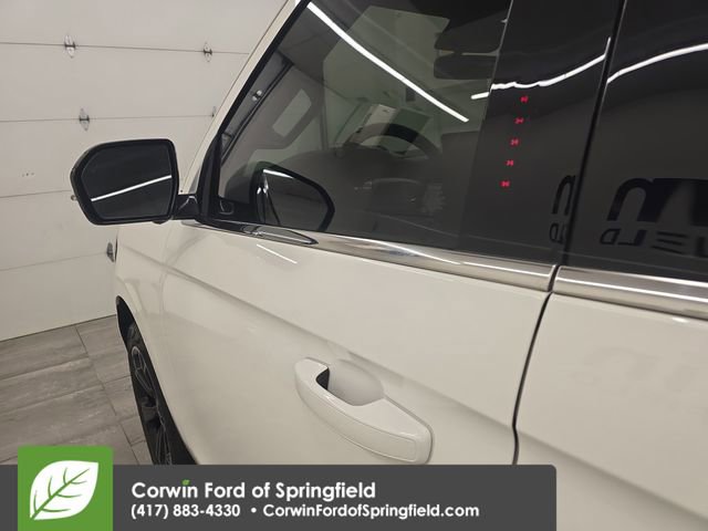 Certified 2024 Ford Expedition Limited image 26