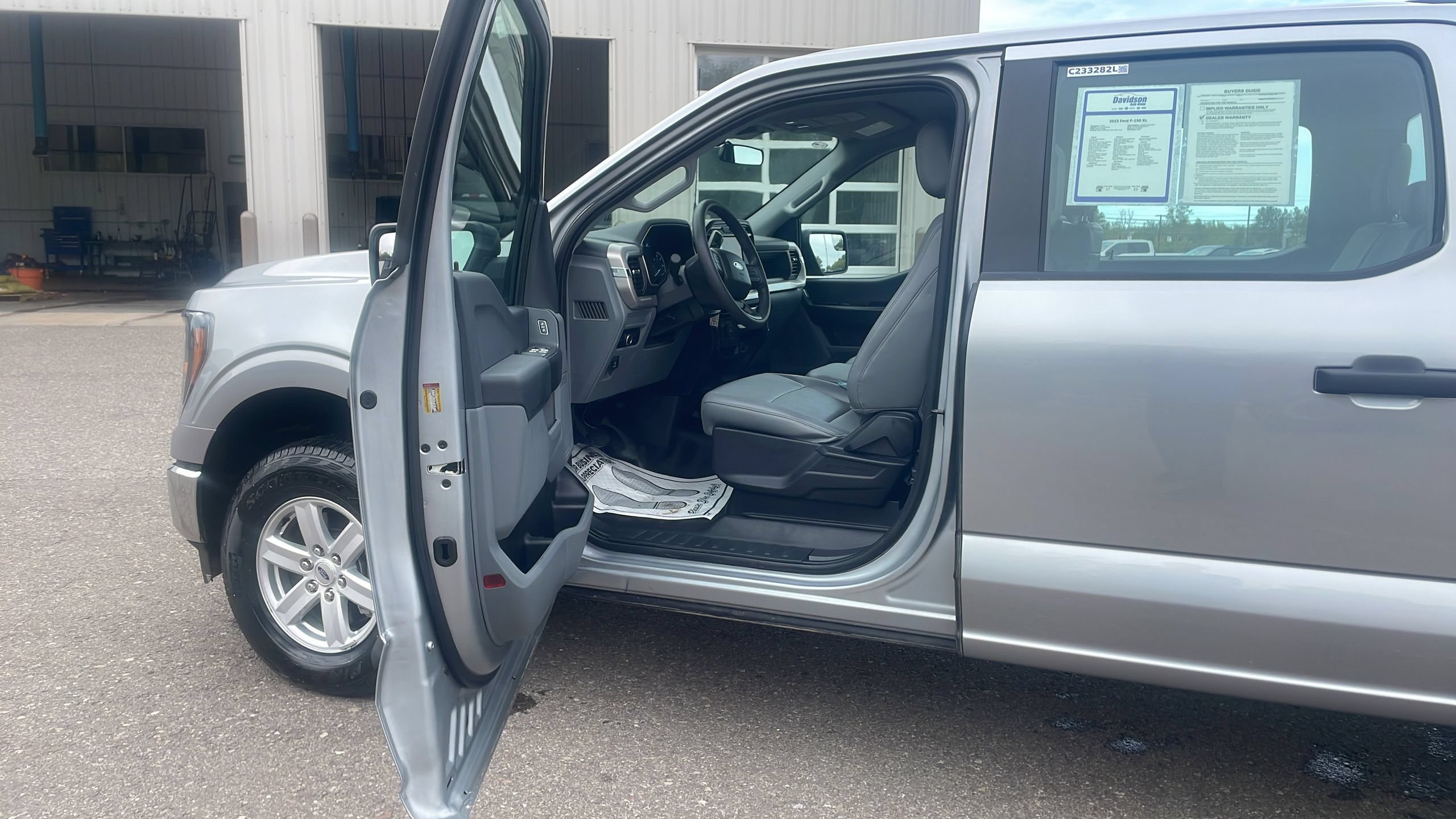 Certified 2023 Ford F150 XL w/ XL Chrome Appearance Package AWD/4WD image 27