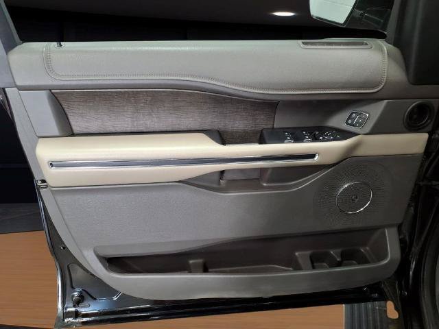 Certified 2018 Ford Expedition Max Limited AWD/4WD image 20