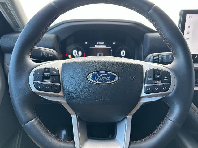 Certified 2025 Ford Explorer Active RWD image 24