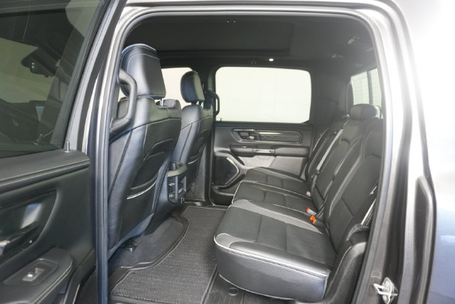 Used 2025 RAM 1500 Limited AWD/4WD image 33