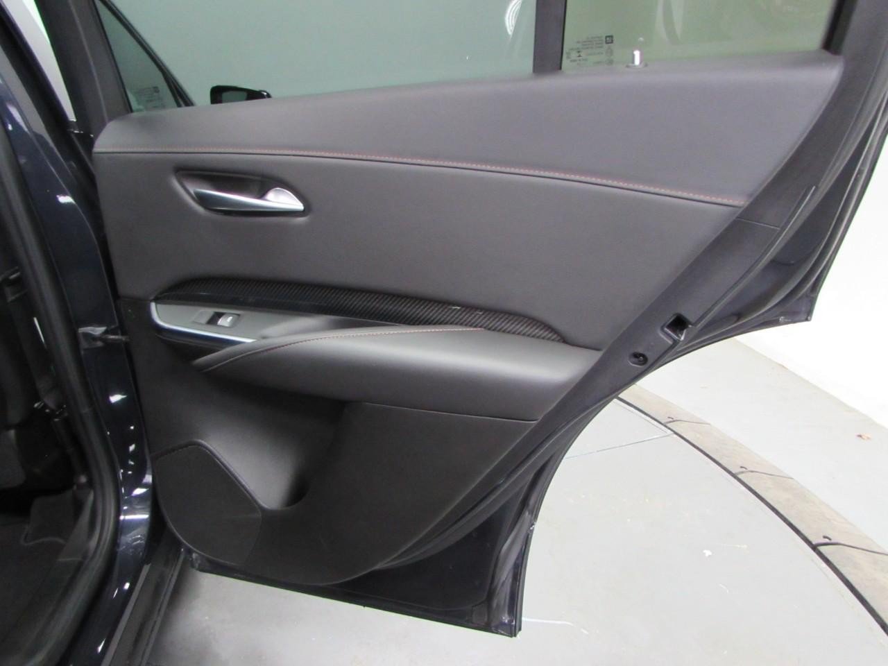 Used 2023 Cadillac XT4 Sport w/ Cold Weather Package AWD/4WD image 18