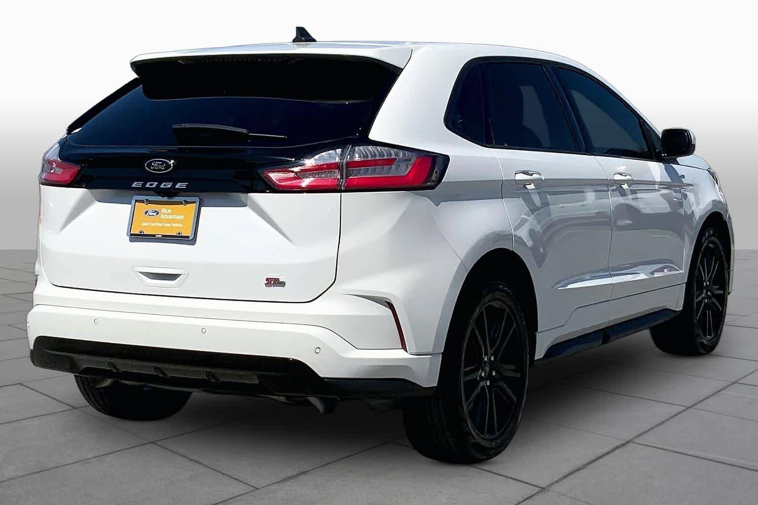 Certified 2024 Ford Edge ST-Line AWD/4WD image 13