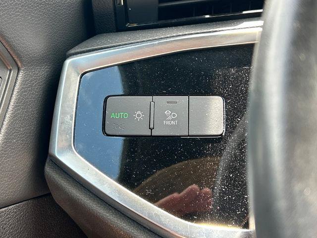 Used 2025 Audi Q3 2.0T Premium AWD/4WD image 31