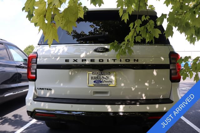 Certified 2023 Ford Expedition Limited AWD/4WD image 5