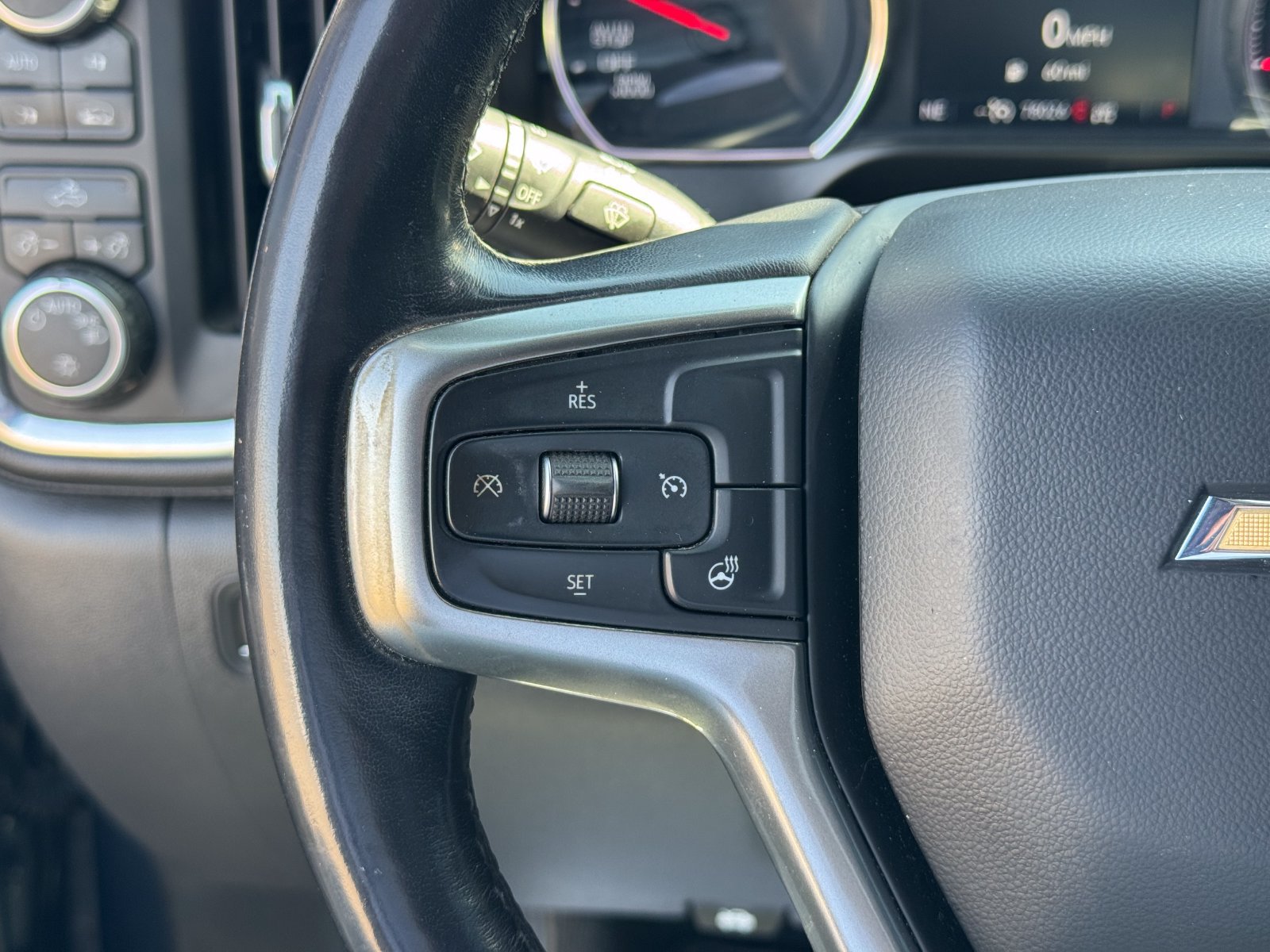 Used 2021 Chevrolet Silverado 1500 LT AWD/4WD image 26
