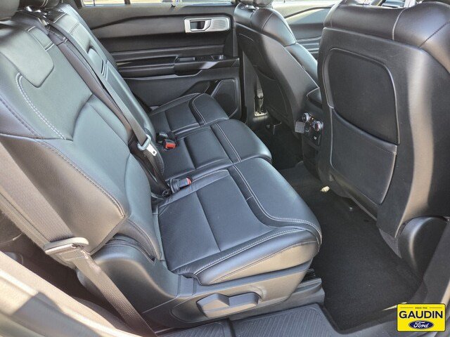 Certified 2020 Ford Explorer ST w/ Premium Technology Package AWD/4WD image 15