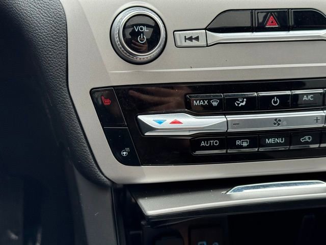 Certified 2023 Ford Explorer XLT w/ Equipment Group 202A image 20