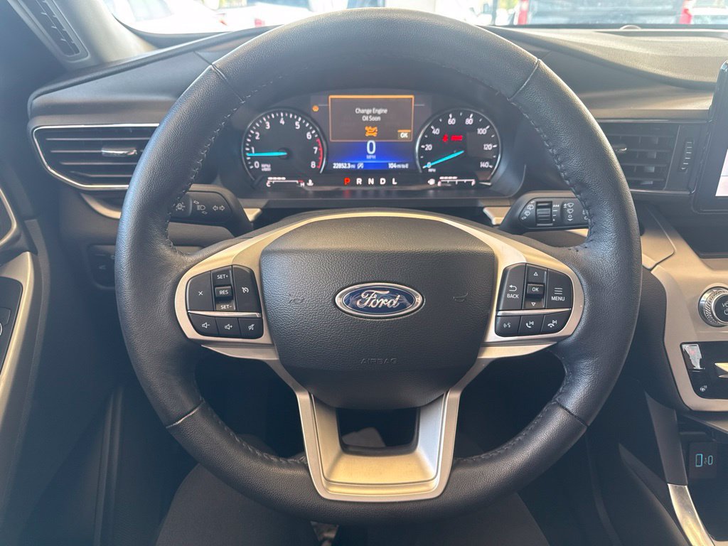 Certified 2024 Ford Explorer XLT w/ Equipment Group 202A AWD/4WD image 15