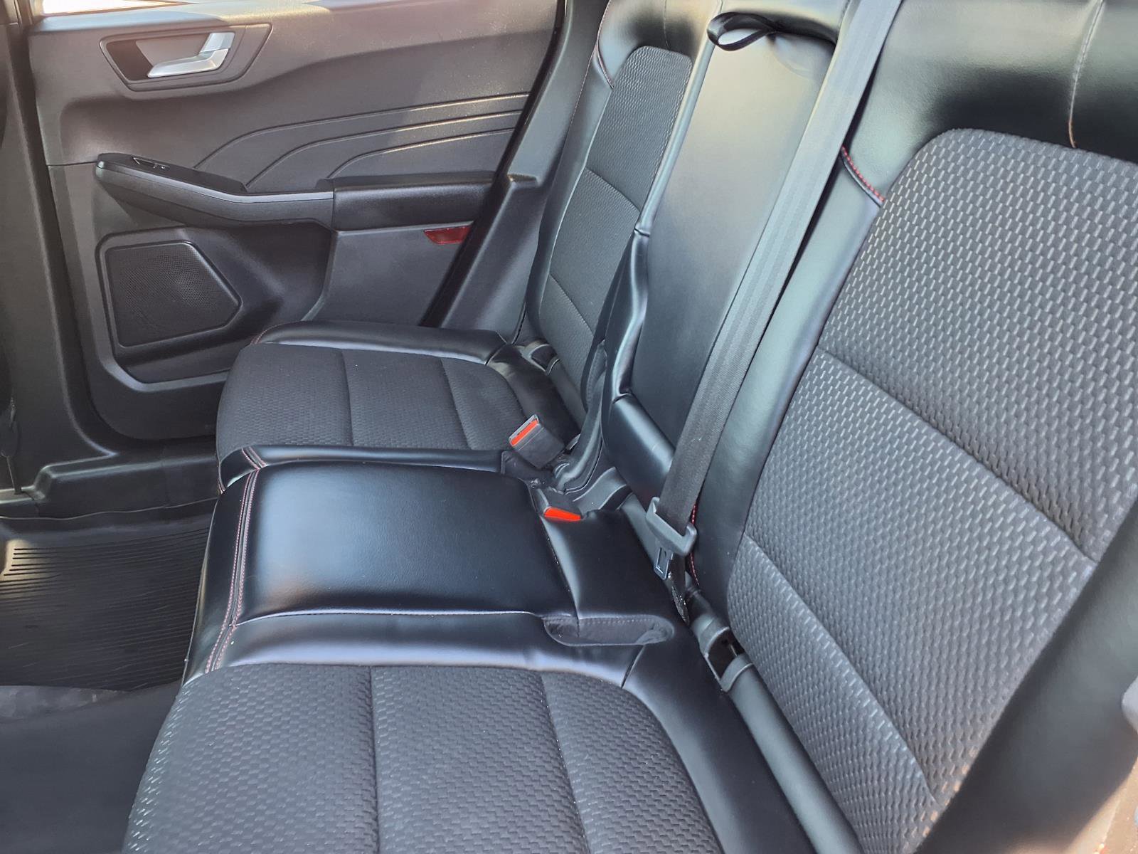 Certified 2024 Ford Escape ST-Line w/ Tech Pack #1 image 9