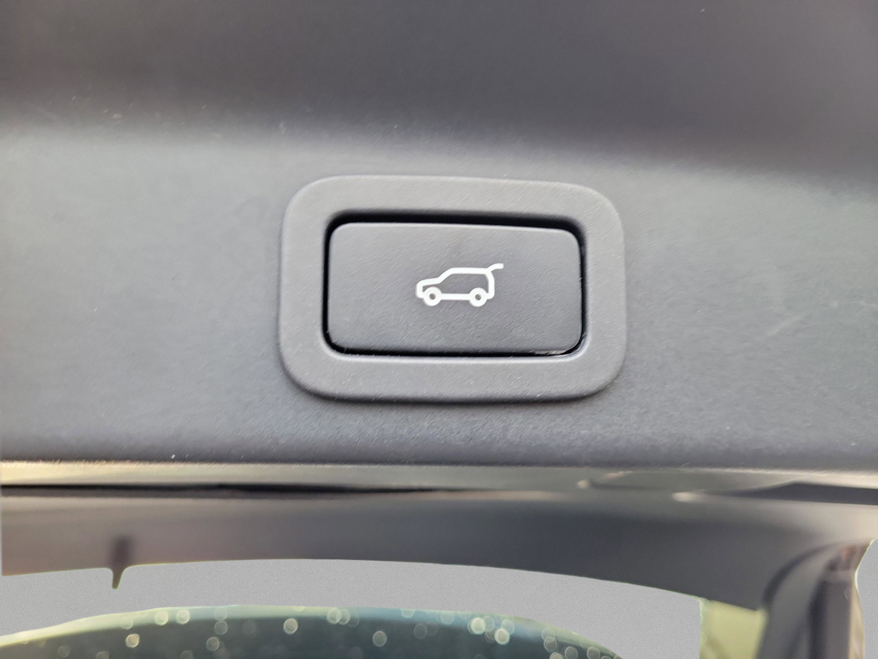 Used 2020 Jaguar F-PACE S AWD/4WD image 8