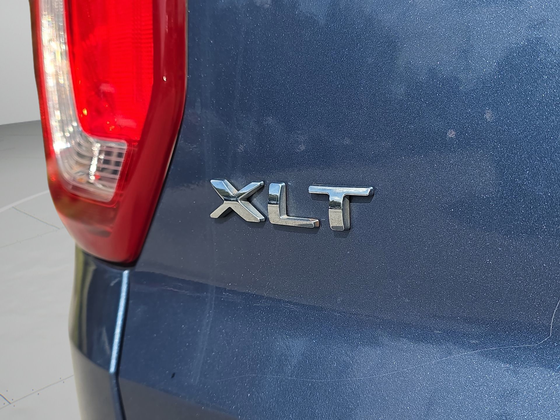 Certified 2018 Ford Explorer XLT w/ Equipment Group 202A image 60