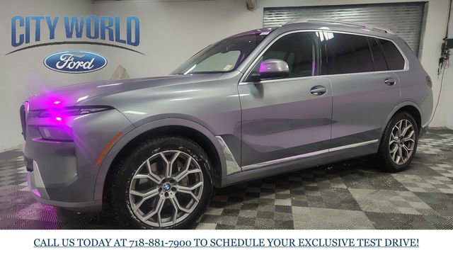 Used 2025 BMW X7 xDrive40i image 8