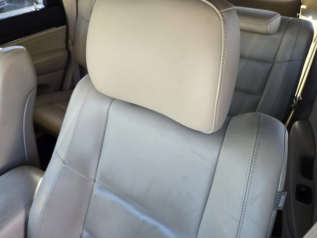 Used 2017 Jeep Grand Cherokee Limited image 22