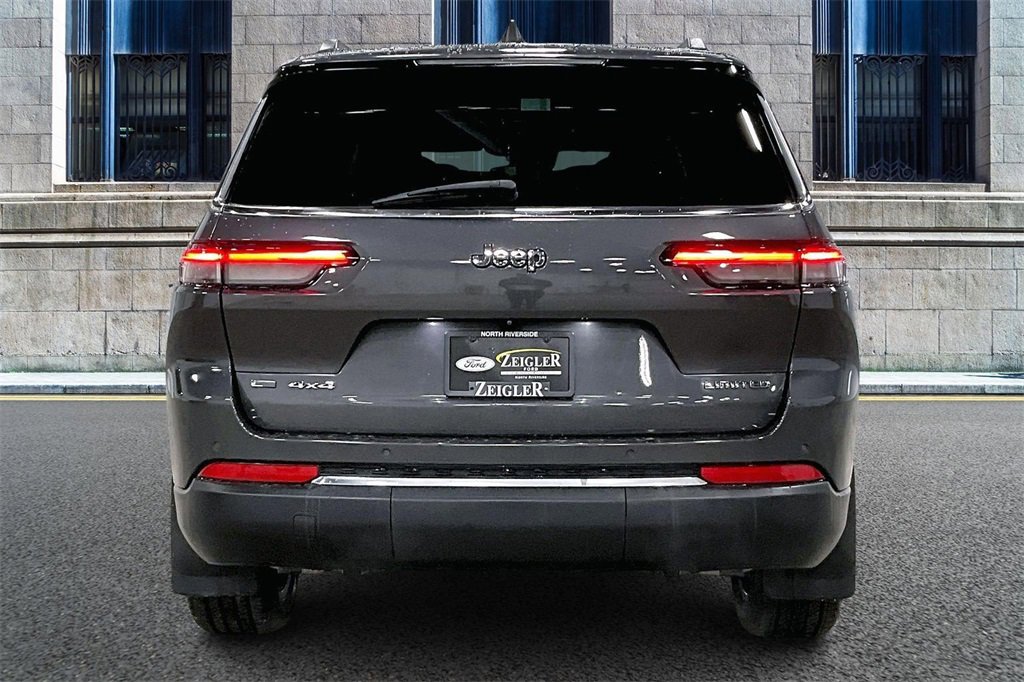 Used 2021 Jeep Grand Cherokee L Limited image 4