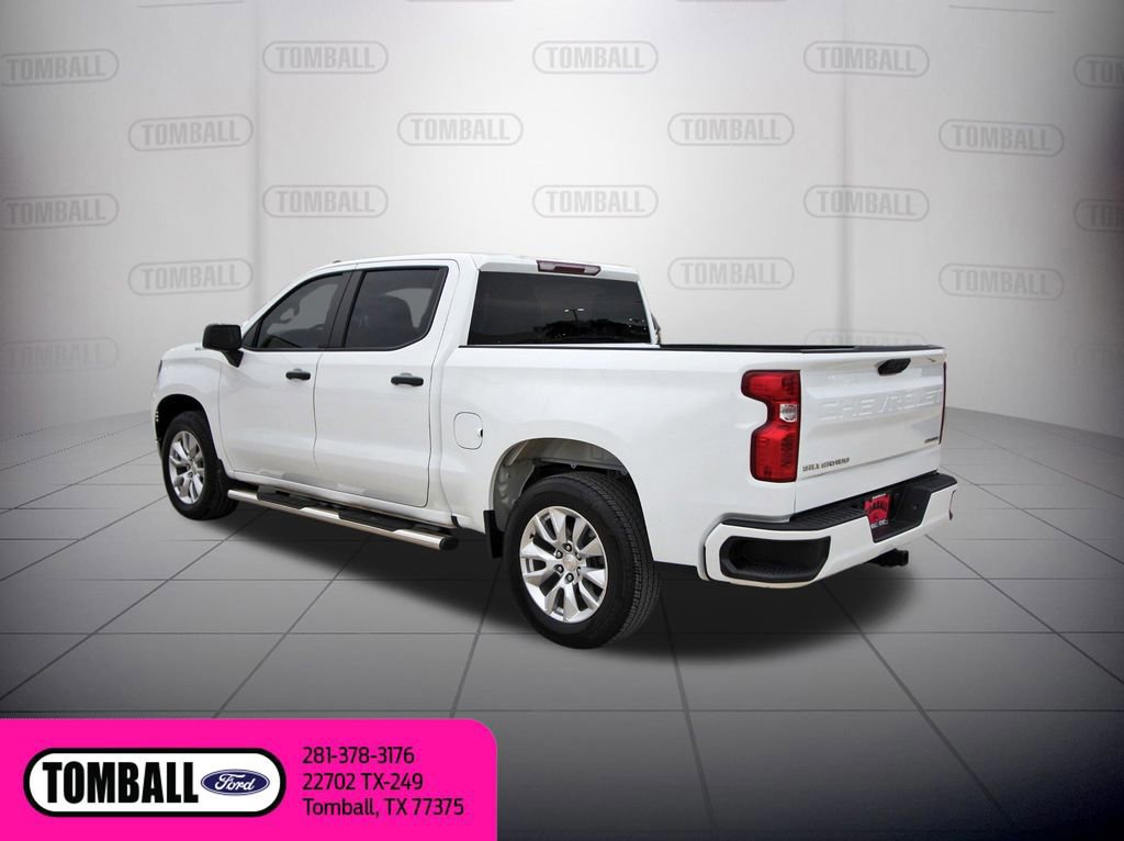 Used 2024 Chevrolet Silverado 1500 Custom image 3