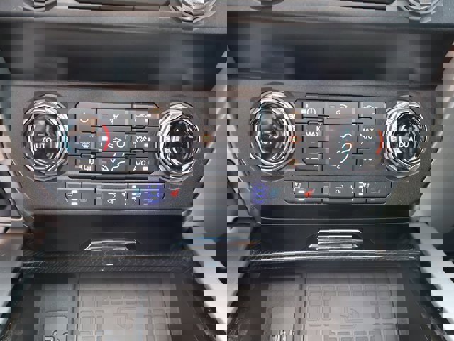 Certified 2020 Ford F450 Platinum w/ FX4 Off-Road Package image 30