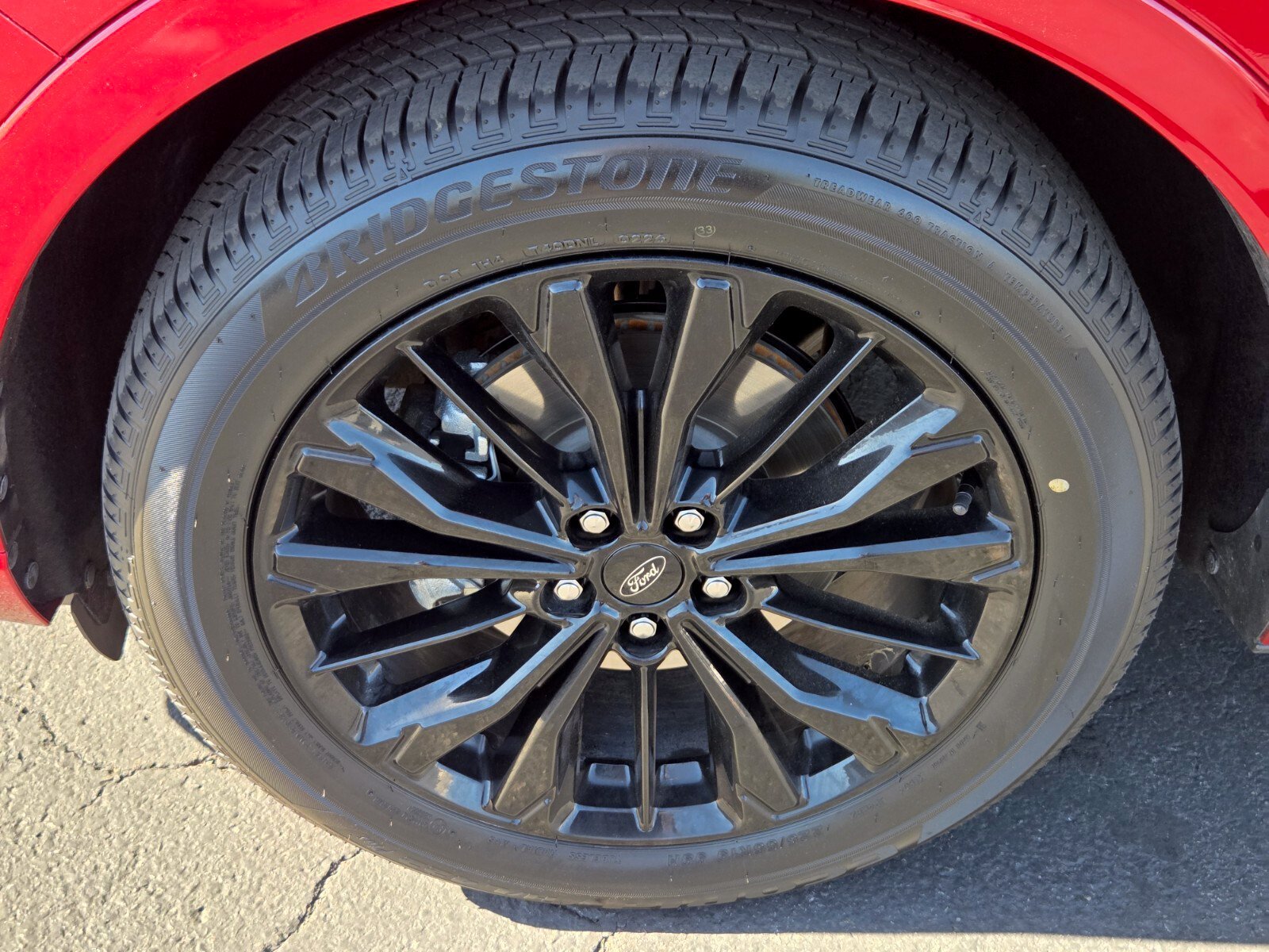 Certified 2024 Ford Escape ST-Line Elite w/ Premium Technology Package AWD/4WD image 9