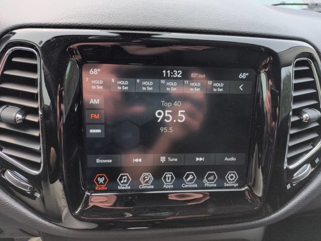 Used 2018 Jeep Compass Limited AWD/4WD image 38