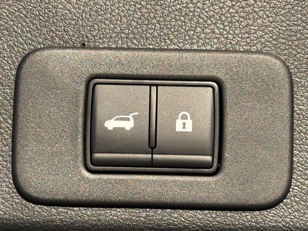 Used 2025 Nissan Murano Platinum w/ Cargo Package image 14