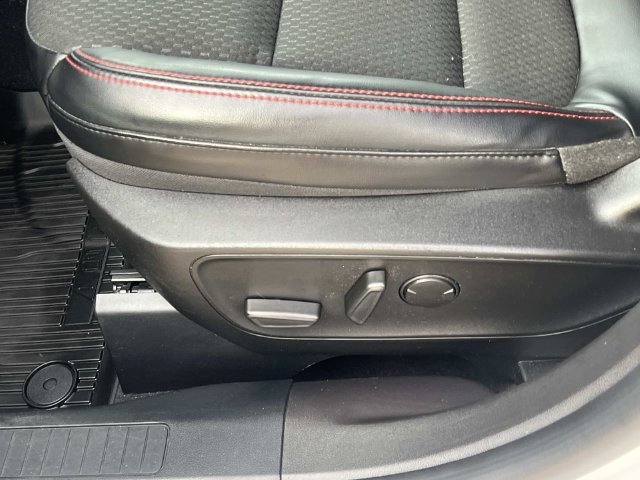 Certified 2023 Ford Escape ST-Line AWD/4WD image 19