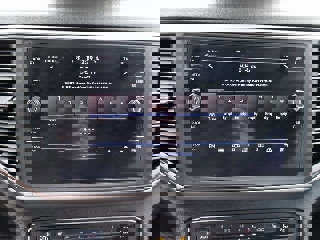 Used 2021 Volkswagen Atlas Cross Sport SE w/ Panoramic Sunroof Package image 27