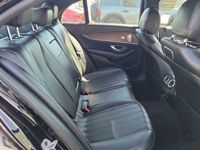 Used 2019 Mercedes-Benz E 300 image 27