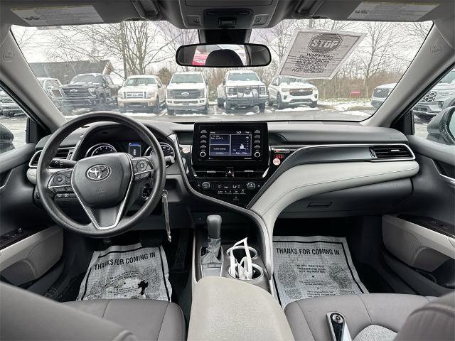 Used 2023 Toyota Camry LE image 10