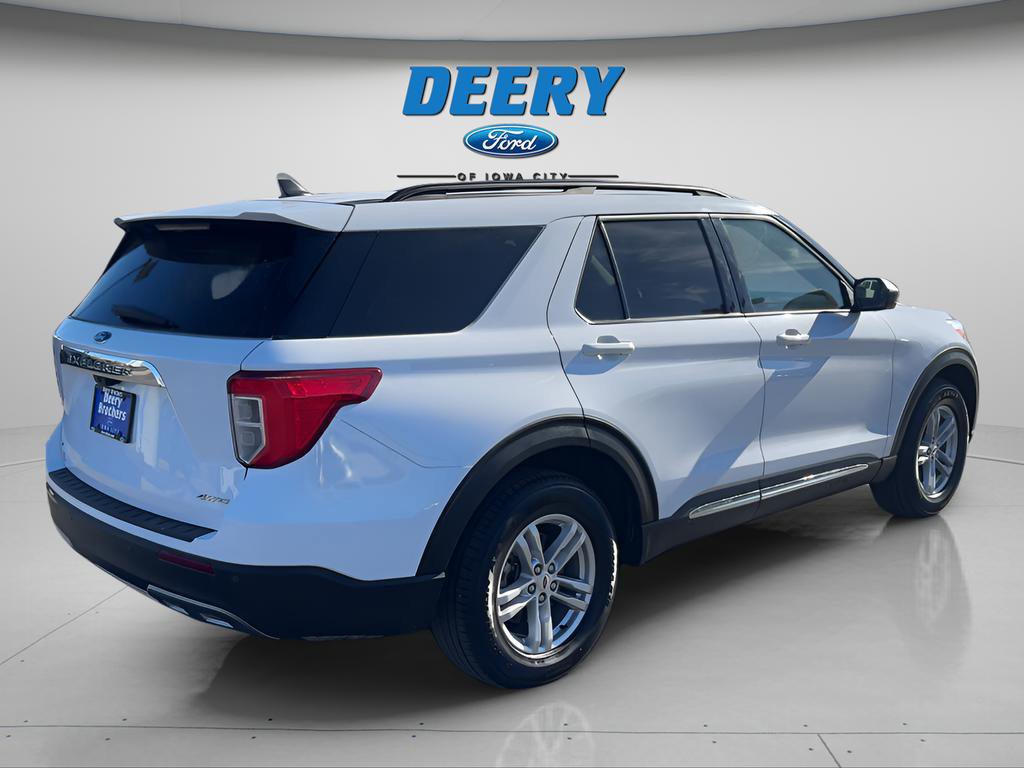 Certified 2023 Ford Explorer XLT w/ Equipment Group 202A image 9