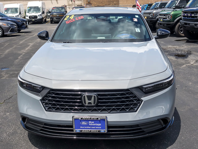 Used 2024 Honda Accord Sport image 4