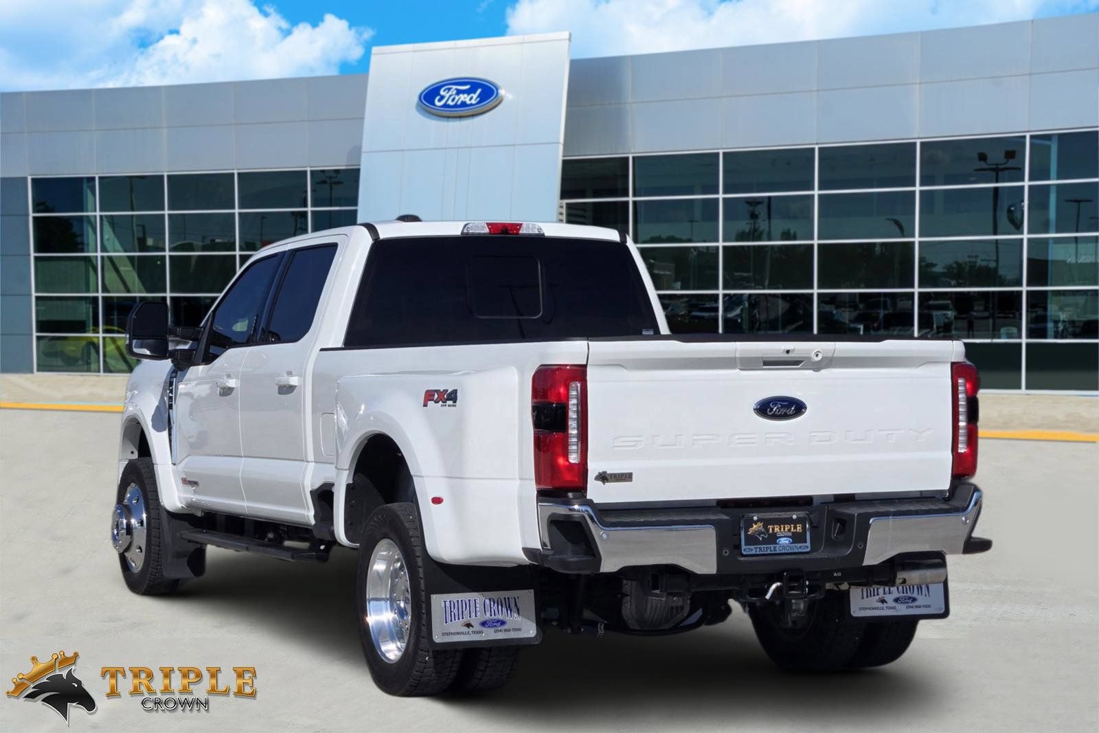 Certified 2026 Ford F450 Lariat w/ Lariat Premium Package AWD/4WD image 4
