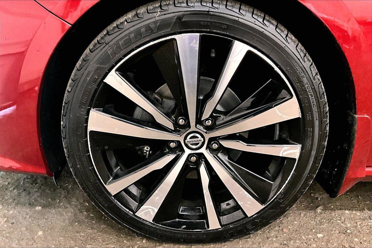 Used 2019 Nissan Altima 2.5 Platinum image 10