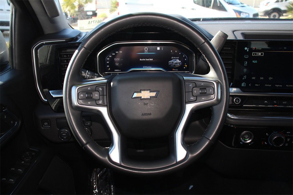 Used 2023 Chevrolet Silverado 1500 LT image 15