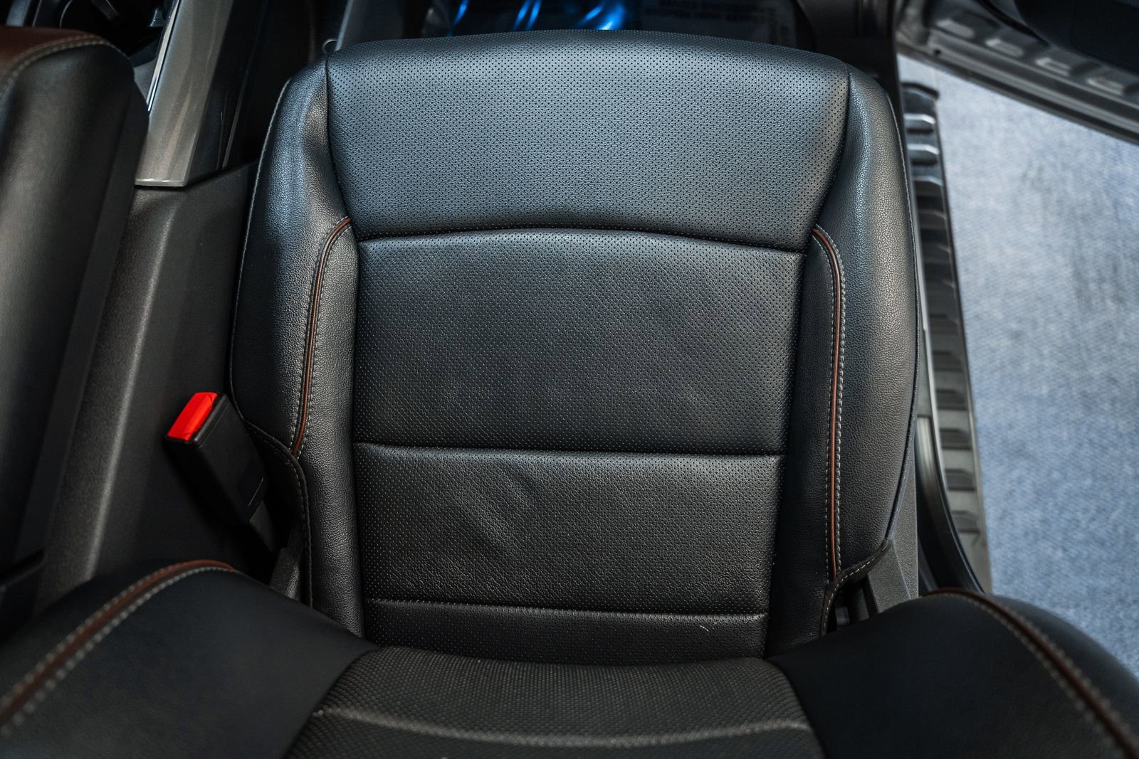 Certified 2023 Ford F150 Lariat w/ Equipment Group 502A High image 39