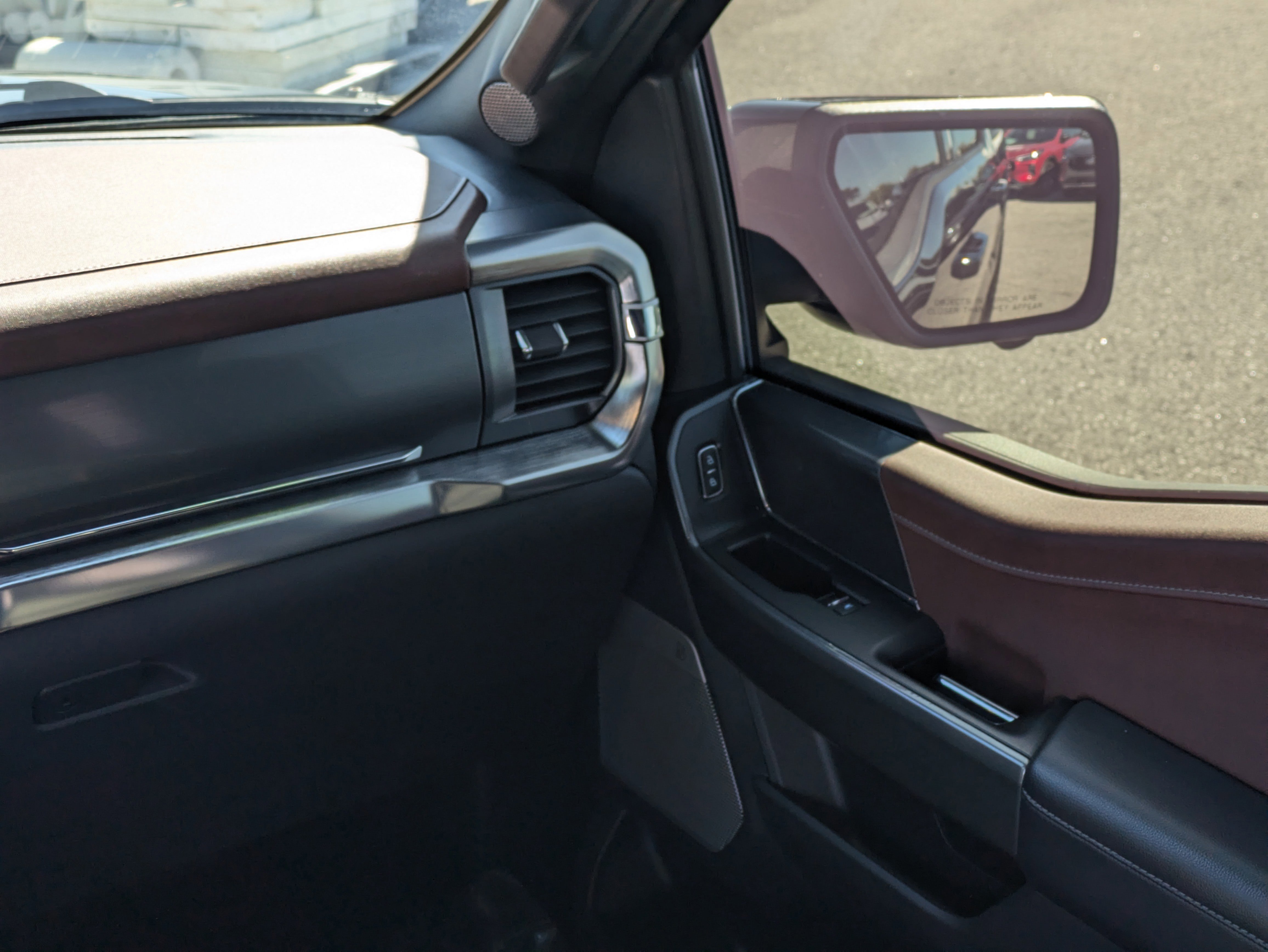 Certified 2023 Ford F150 Lariat w/ Equipment Group 502A High image 18