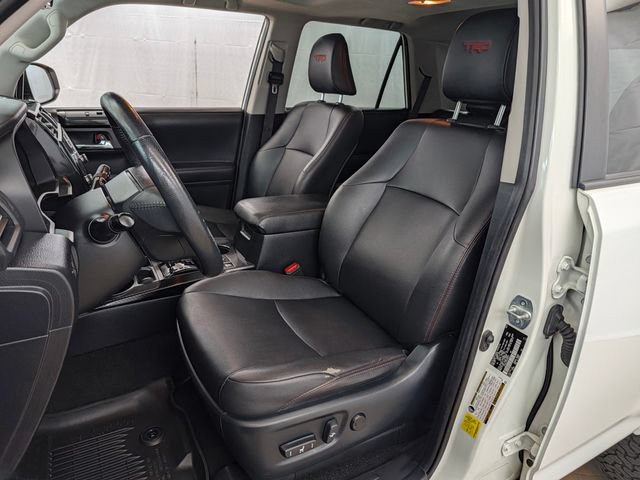 Used 2021 Toyota 4Runner Venture w/ Moonroof Package AWD/4WD image 9