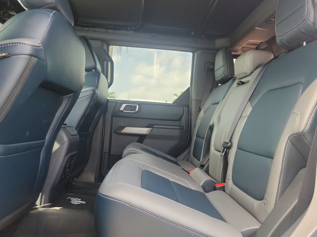 Certified 2023 Ford Bronco Outer Banks w/ Sasquatch Package AWD/4WD image 11