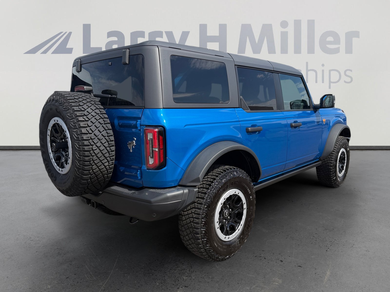 Certified 2024 Ford Bronco Badlands AWD/4WD image 5