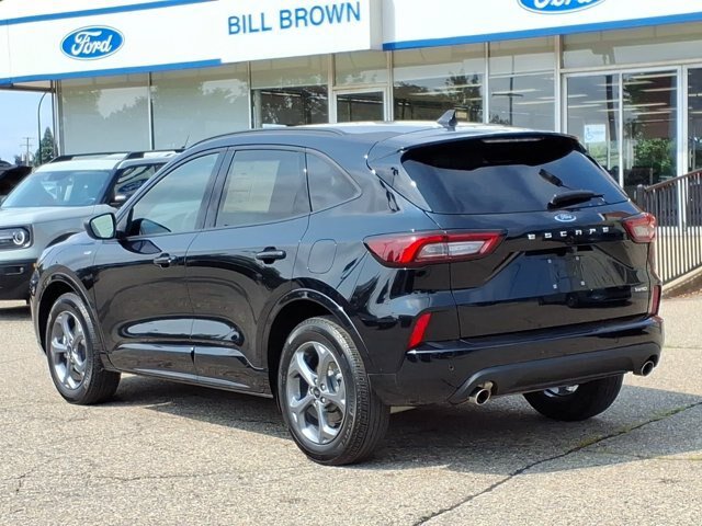 Certified 2024 Ford Escape ST-Line w/ Tech Pack #1 AWD/4WD image 2
