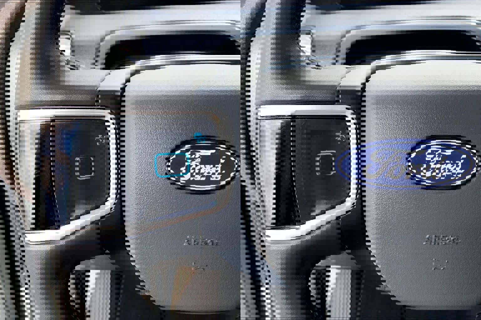 Certified 2025 Ford Expedition Max Active image 20