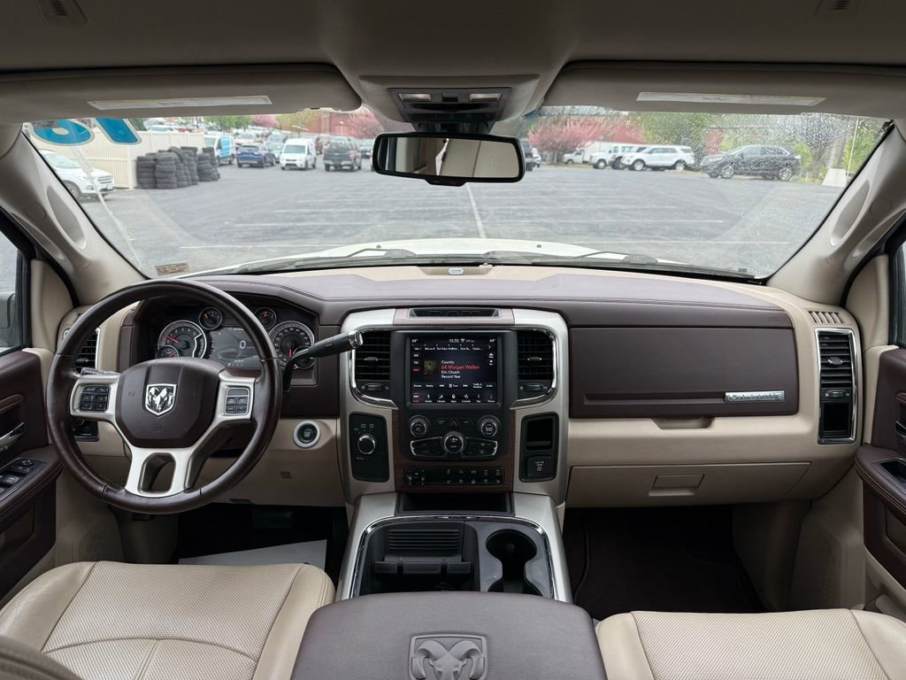Used 2018 RAM 3500 Laramie w/ Convenience Group AWD/4WD image 13