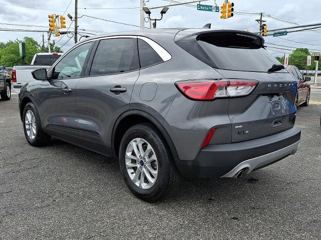 Certified 2022 Ford Escape SE w/ Convenience Package AWD/4WD image 4