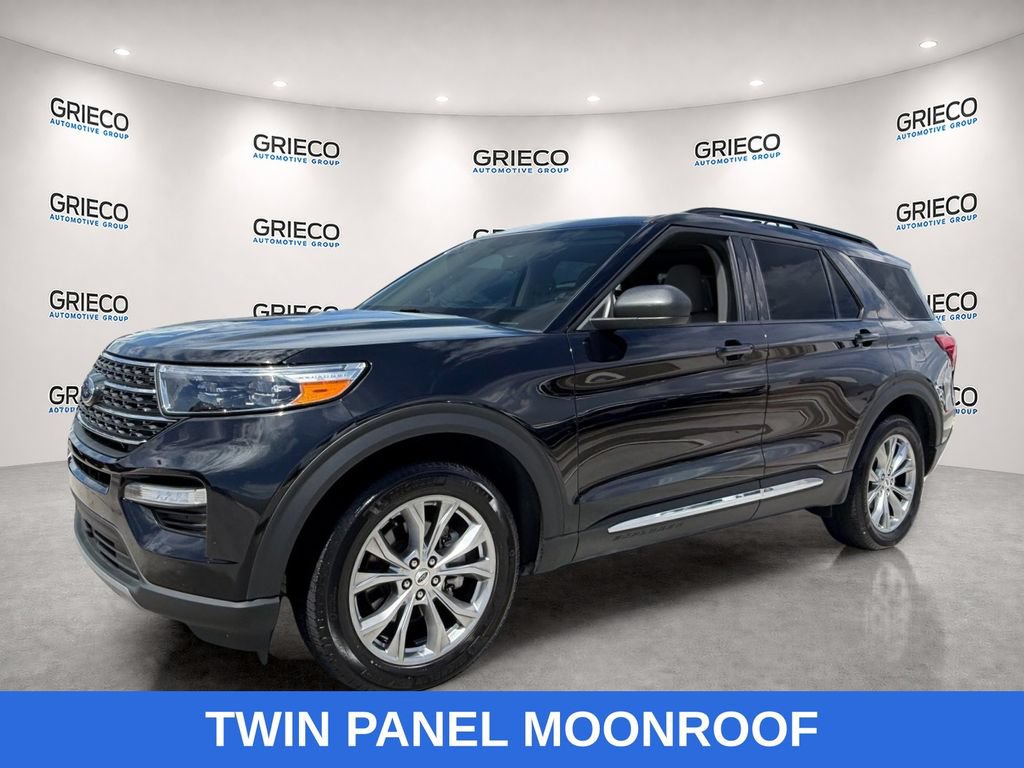 Certified 2024 Ford Explorer XLT w/ Equipment Group 202A AWD/4WD image 3