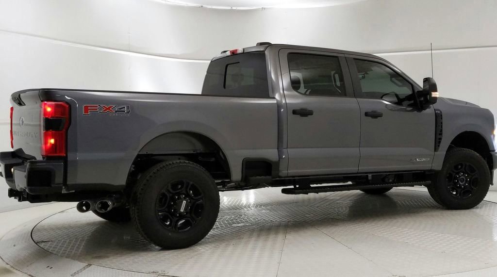 Certified 2024 Ford F250 XL w/ STX Appearance Package AWD/4WD image 3