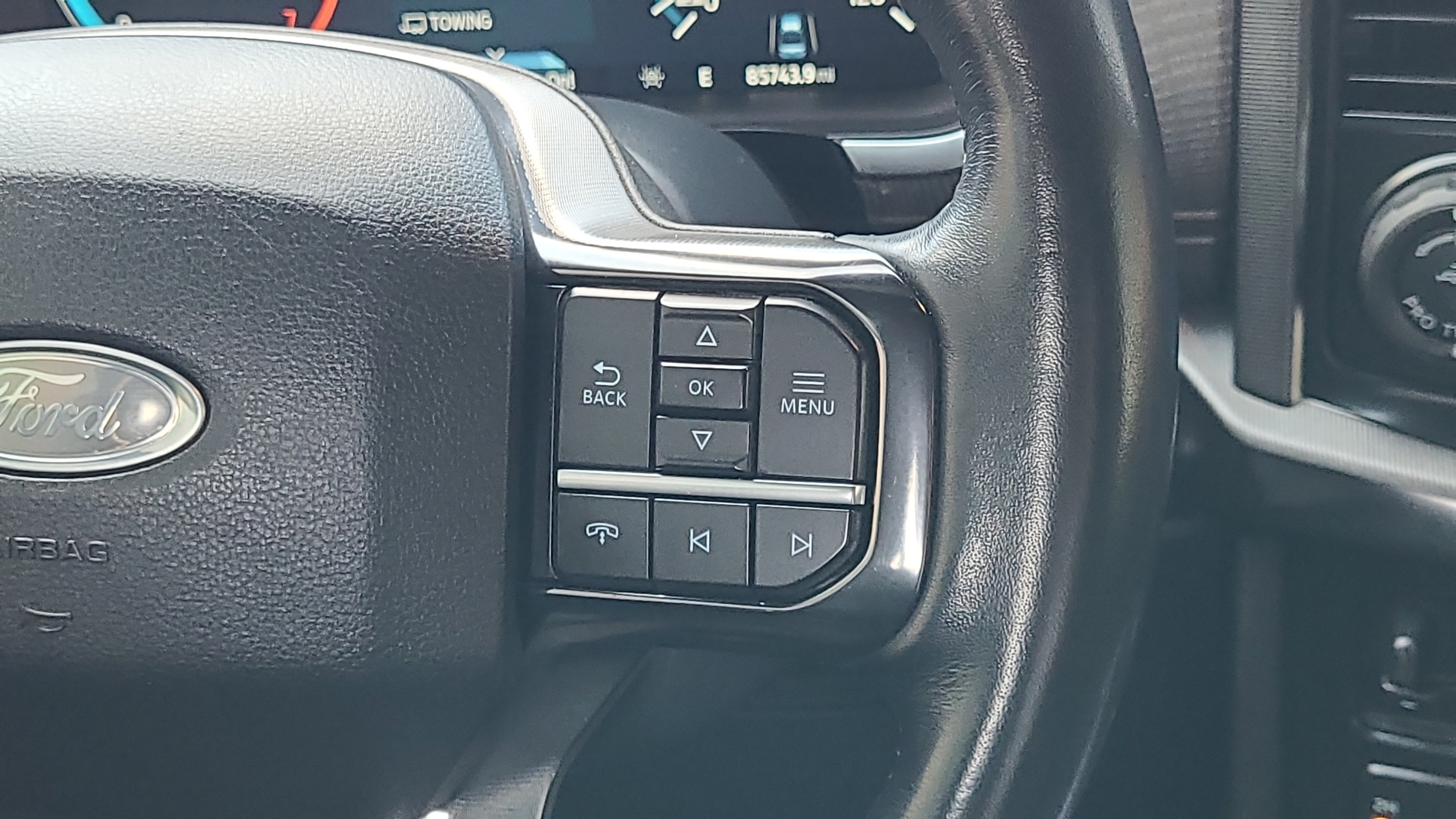 Certified 2023 Ford F150 Platinum w/ Equipment Group 701A High AWD/4WD image 13
